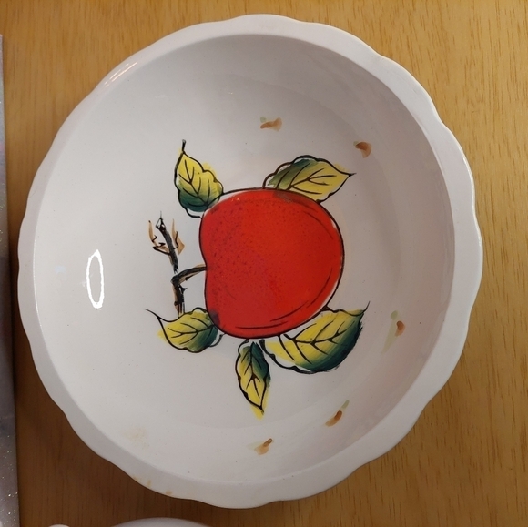 Vintage* Medium Ceramic Pitcher and Bowl - Picture 2 of 11